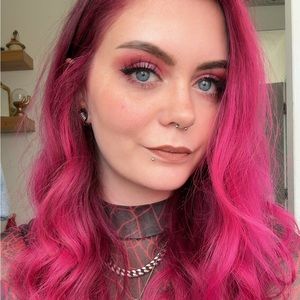 Meet your Posher, Tori